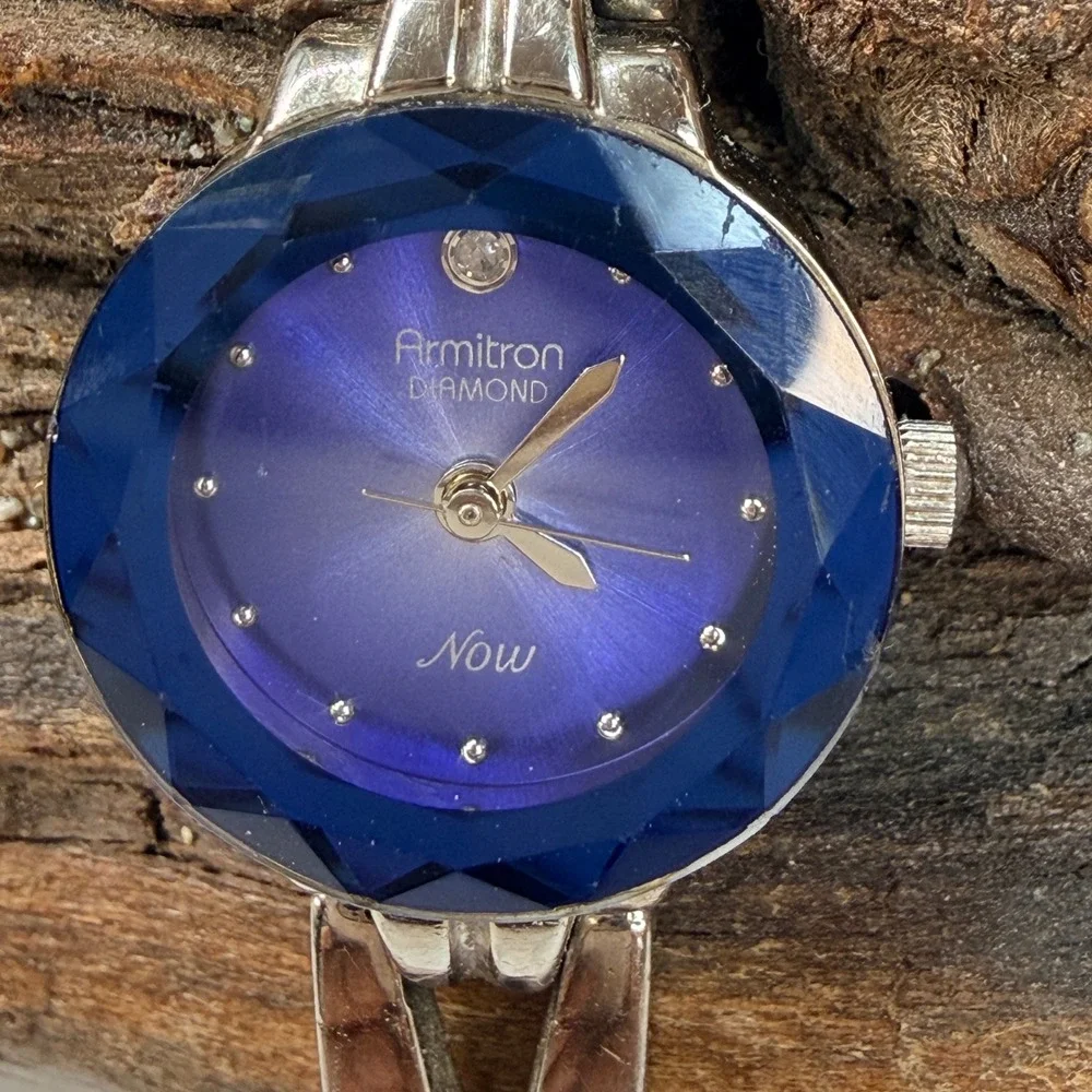 Armitron Diamond Now Womens Silver Tone Bangle Watch Blue Faceted Dial 75/2967